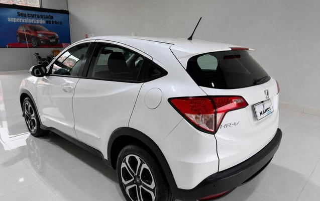 imagem-https://www.socarrao.com.br/sc-vehicle-images-prod/3504895/1787946778468-1235433.jpg
