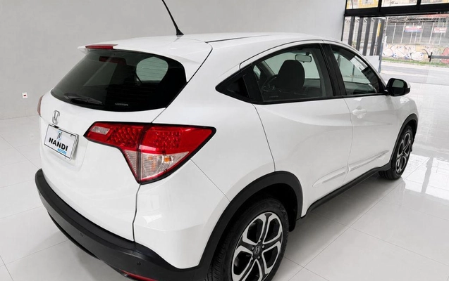 imagem-https://www.socarrao.com.br/sc-vehicle-images-prod/3504895/1787946778472-1235439.jpg