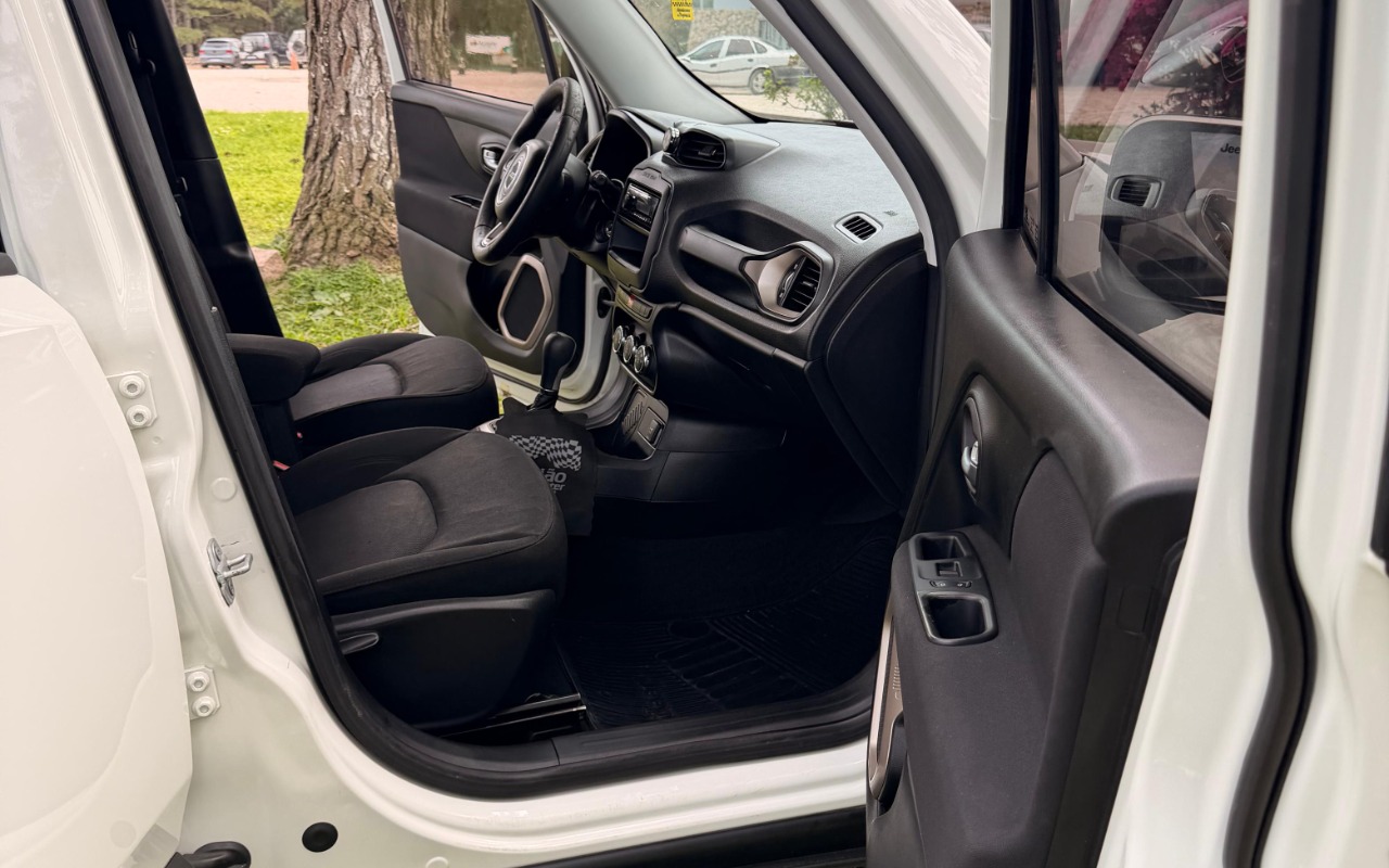 imagem-https://www.socarrao.com.br/sc-vehicle-images-prod/3504987/1787947096338-NzFmNzdmODktNGQzMi00NmExLThkZmYtMzg1MjYxNTExYTA0LmpmaWY.jfif