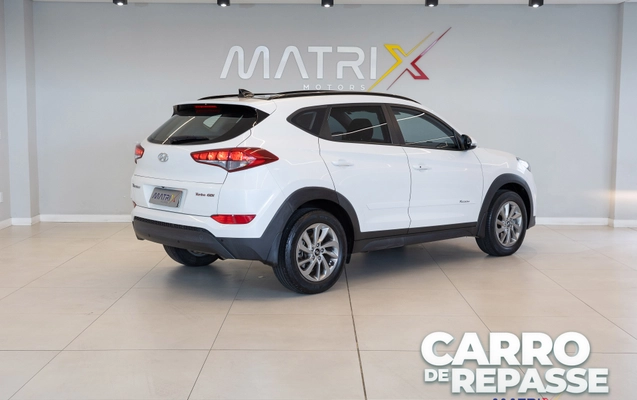 imagem-https://www.socarrao.com.br/sc-vehicle-images-prod/3505184/1787947567618-003_583233-bb5120ad62da9aed455268fea98f087a.jpg