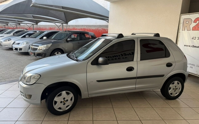 imagem-https://www.socarrao.com.br/sc-vehicle-images-prod/3505186/1787947575498-pDbs23ImspY0eZ0GaleCnPNP19551C3R.jpg