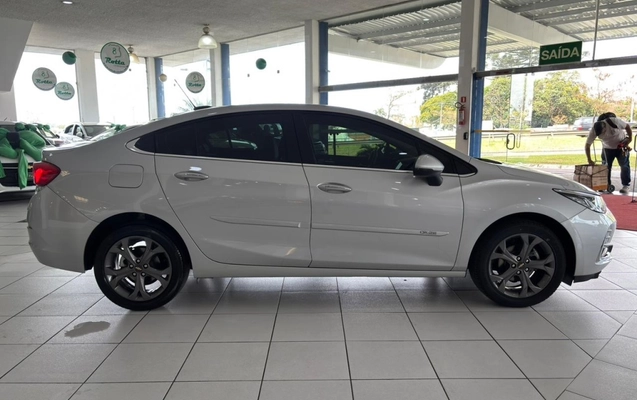 imagem-https://www.socarrao.com.br/sc-vehicle-images-prod/3505249/1787947729624-12_050826.jpg