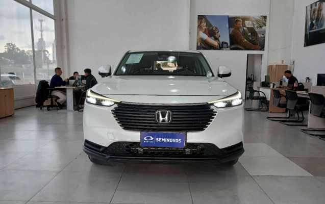 imagem-https://www.socarrao.com.br/sc-vehicle-images-prod/3505277/1787948164237-YXBwLXBob3Rvcy1QSjdtMjRLeVBadFRRUnVjcVJWWDFxQXZYT1B1T1ZORy5qcGc.jpg