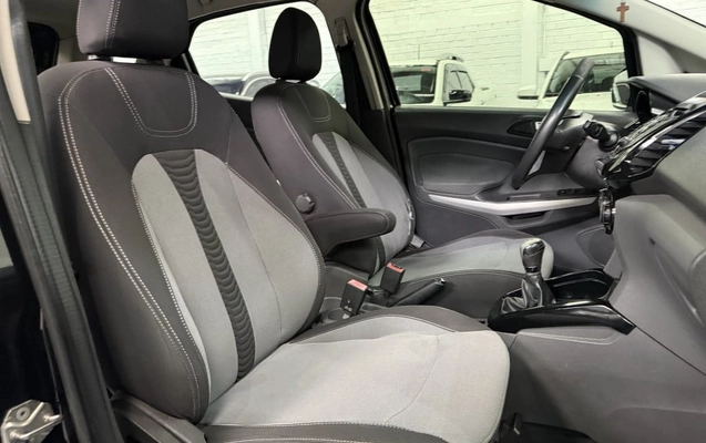 imagem-https://www.socarrao.com.br/sc-vehicle-images-prod/3505282/1787948188030-vehicle_image_1787947934_ad4ec9878b76f7f3be5d2b99b62eb7ad.jpeg