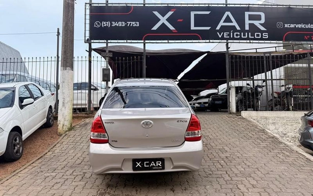 imagem-https://www.socarrao.com.br/sc-vehicle-images-prod/3505586/1789671654991-8349650_9_B_c6c10b653b.jpeg