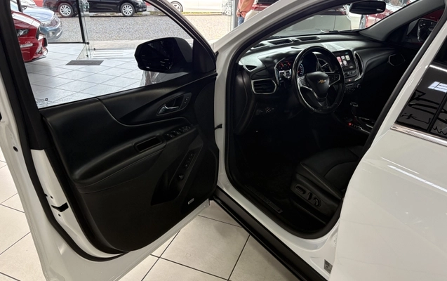 imagem-https://www.socarrao.com.br/sc-vehicle-images-prod/3505756/1787949137755-x4vwyEjiijflSHGiCSNVL99BXlUrnux3.jpg