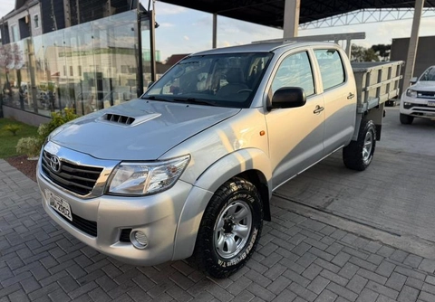 Toyota Hilux CD 4x2 2.4 Diesel 2015 Prata — foto 1 de 3