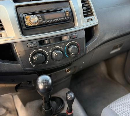 imagem-https://www.socarrao.com.br/sc-vehicle-images-prod/3505798/1787949354941-8390415_11_B_20ba1f767b.jpeg
