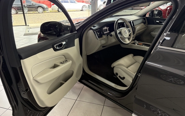 imagem-https://www.socarrao.com.br/sc-vehicle-images-prod/3505862/1788294404430-9N4miPD0wvi34EMLVVncwPftDfhS8IxW.jpg