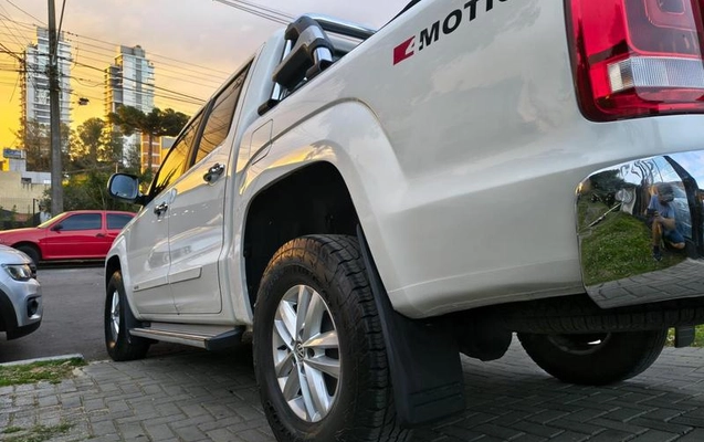 imagem-https://www.socarrao.com.br/sc-vehicle-images-prod/3505951/1790277049159-8428558_12_B_0d79bdf21f.jpeg