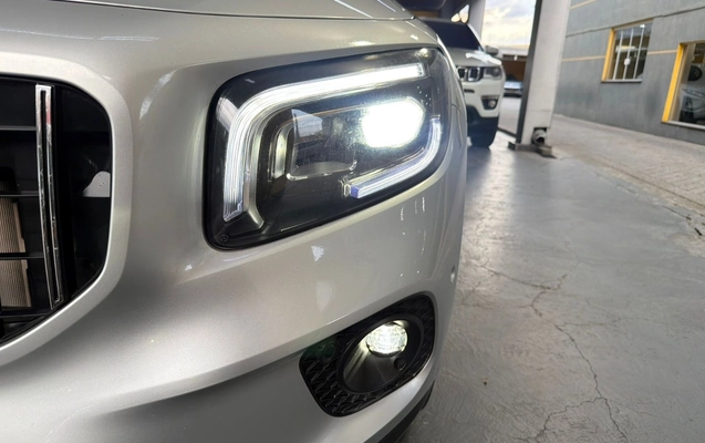 imagem-https://www.socarrao.com.br/sc-vehicle-images-prod/3505963/1787949587105-MjUuanBlZw.jpeg