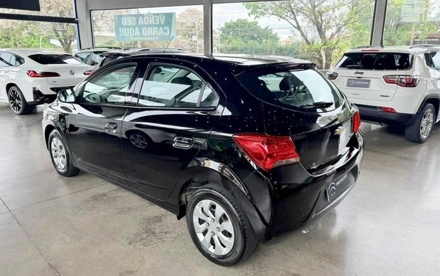 imagem-https://www.socarrao.com.br/sc-vehicle-images-prod/3506071/1788359244602-8412323_8_B_4a2840aa94.jpeg
