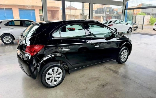 imagem-https://www.socarrao.com.br/sc-vehicle-images-prod/3506071/1788359244604-8412323_5_B_f93c3643f8.jpeg