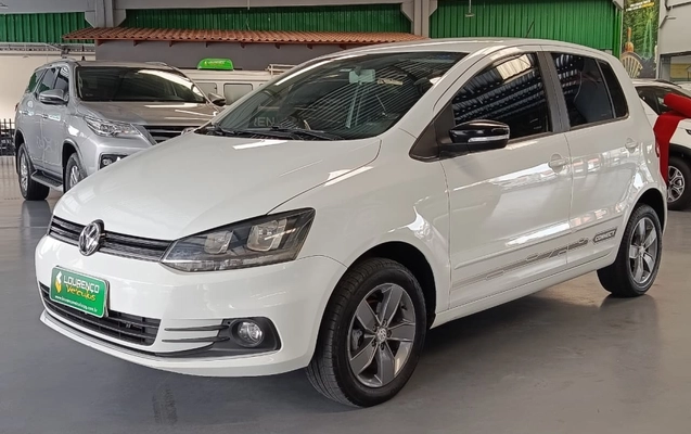 imagem-https://www.socarrao.com.br/sc-vehicle-images-prod/3506173/1788890662302-JN2FeBkAENcNGBJiYc7eS66D39RIuzTG.jpg