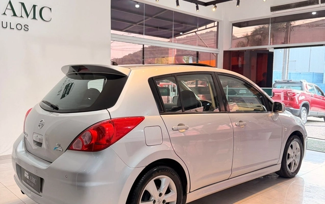 imagem-https://www.socarrao.com.br/sc-vehicle-images-prod/3506174/1787950091837-V2hhdHNBcHAgSW1hZ2UgMjAyNi0wOC0yOCBhdCAxNi4yMS4zMyAoMikuanBlZw.jpeg