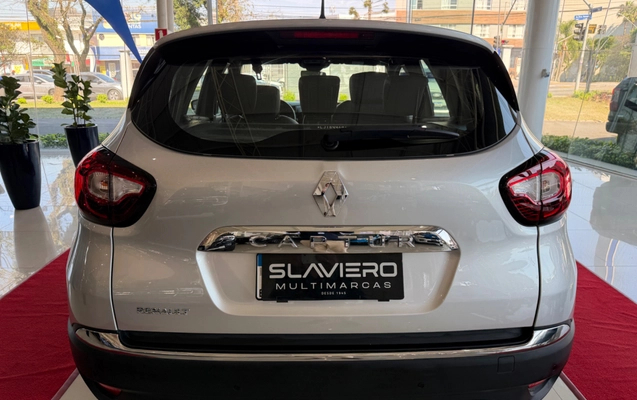 imagem-https://www.socarrao.com.br/sc-vehicle-images-prod/3506189/1789582138202-f6b48d9c-4b5e-474d-84ef-3ca81f936a3d.jpg