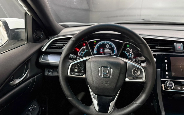 imagem-https://www.socarrao.com.br/sc-vehicle-images-prod/3506627/1789410941110-003_9404d2fb847414280adacec3cd7a22a7.jpeg