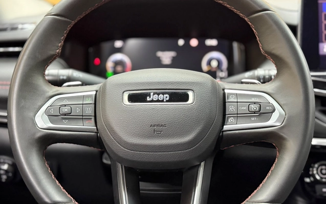 imagem-https://www.socarrao.com.br/sc-vehicle-images-prod/3506638/1787951372186-003_b485ff122242215ad8e14841e9b9b429.jpeg