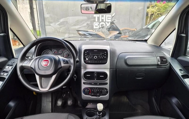 imagem-https://www.socarrao.com.br/sc-vehicle-images-prod/3506663/1789135764307-8428025_12_B_0261b85dc3.jpeg