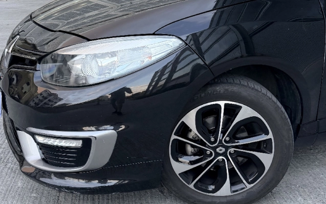 imagem-https://www.socarrao.com.br/sc-vehicle-images-prod/3506952/1789840510509-app-photos-RnURI2FtOlsTrImJb6f9Y3cjmcZW83kL.jpg