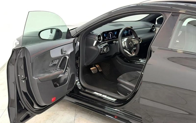 imagem-https://www.socarrao.com.br/sc-vehicle-images-prod/3507010/1787952606130-8410554_12_B_f8af845d22.jpeg