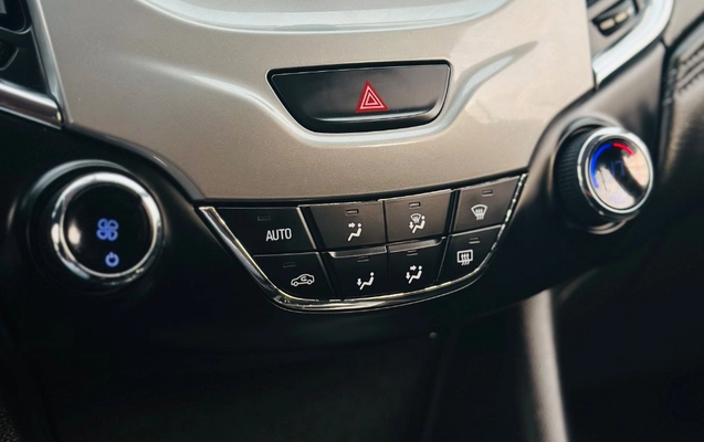 imagem-https://www.socarrao.com.br/sc-vehicle-images-prod/3507048/1787952737000-gb-e165b8e.jpeg
