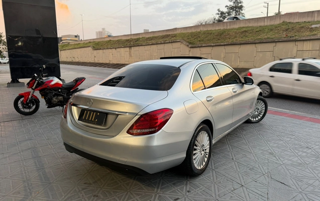 imagem-https://www.socarrao.com.br/sc-vehicle-images-prod/3507051/1787952809182-003_c17a3f9c1b287a6bb448ea24b81be476.jpeg