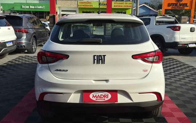 imagem-https://www.socarrao.com.br/sc-vehicle-images-prod/3507053/1788198792652-003_3bb53230d7935dc121a51a1989687400.jpg
