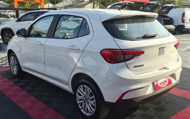 imagem-https://www.socarrao.com.br/sc-vehicle-images-prod/3507053/1788198792654-003_c50c375ad3b2c357e47783dd6de50935.jpg