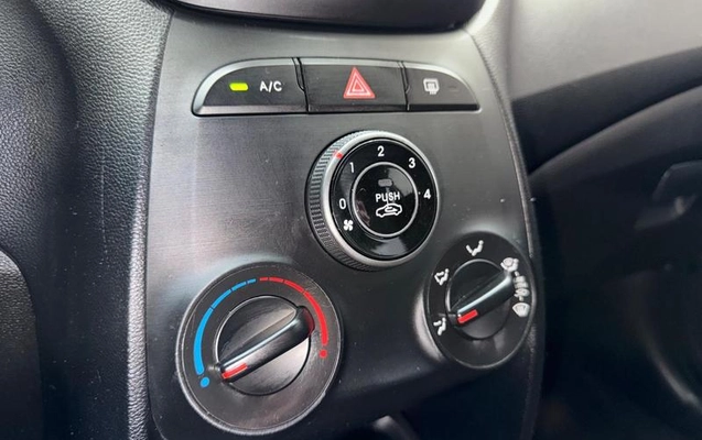 imagem-https://www.socarrao.com.br/sc-vehicle-images-prod/3507167/1788613663547-8365879_15_B_7ffd7cf060.jpeg
