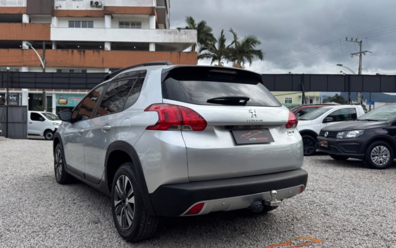 imagem-https://www.socarrao.com.br/sc-vehicle-images-prod/3508175/1787956256917-Ni5qcGVn.jpeg