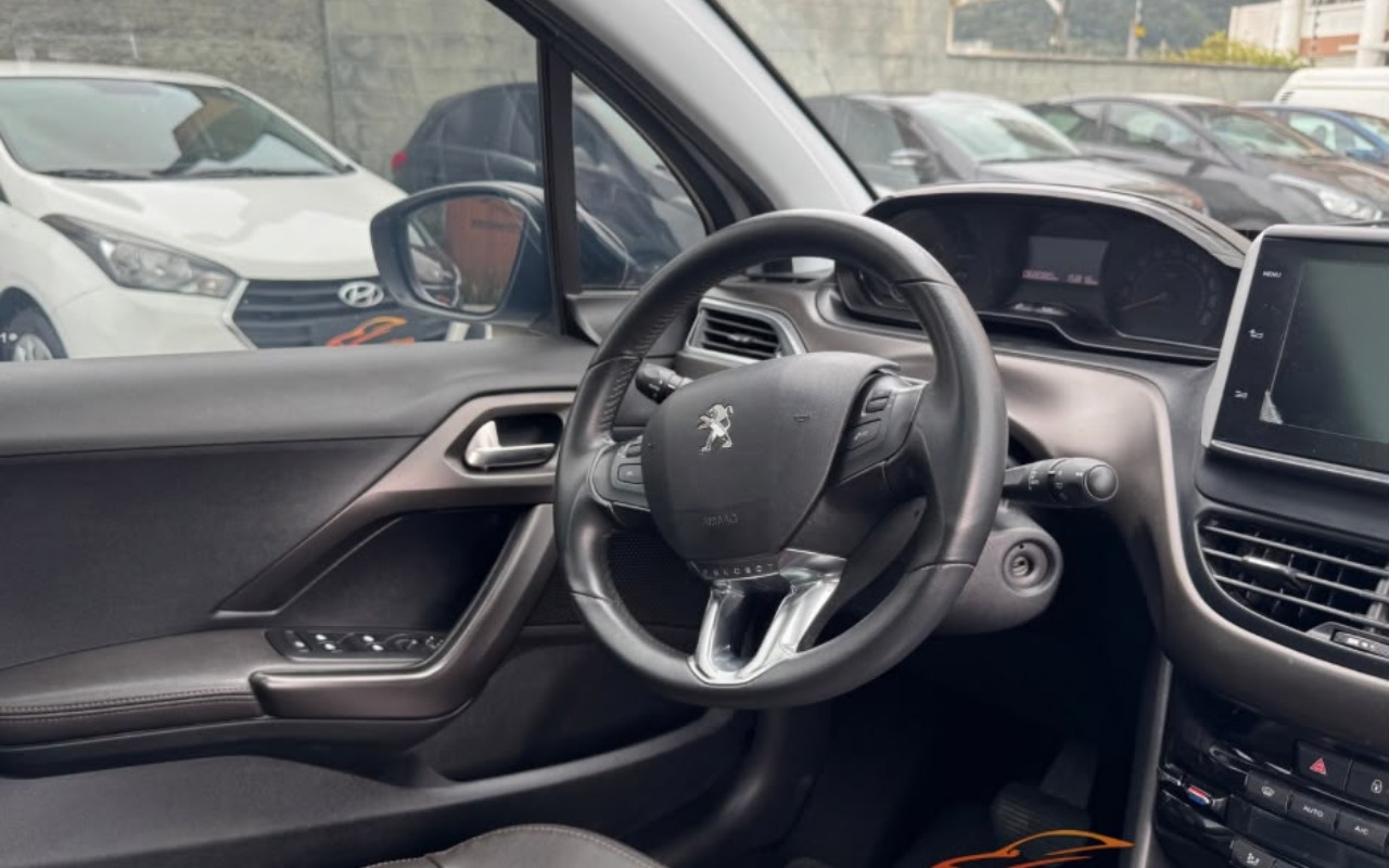 imagem-https://www.socarrao.com.br/sc-vehicle-images-prod/3508175/1787956257331-OS5qcGVn.jpeg