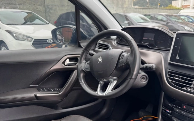 imagem-https://www.socarrao.com.br/sc-vehicle-images-prod/3508175/1787956257331-OS5qcGVn.jpeg