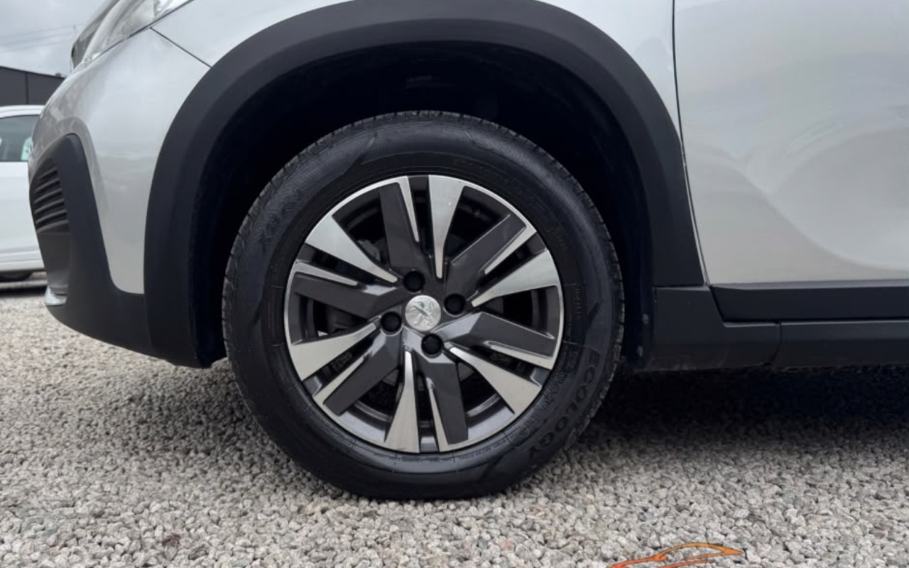 imagem-https://www.socarrao.com.br/sc-vehicle-images-prod/3508175/1787956257471-MTEuanBlZw.jpeg