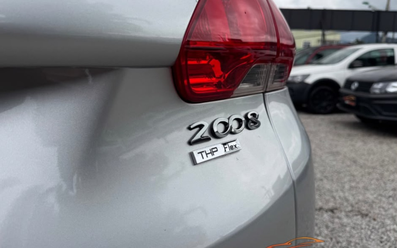 imagem-https://www.socarrao.com.br/sc-vehicle-images-prod/3508175/1787956258249-MTguanBlZw.jpeg