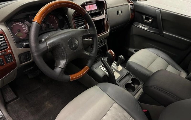 imagem-https://www.socarrao.com.br/sc-vehicle-images-prod/3509239/1790010565583-8218891_13_B_cc8c0645e2.jpeg