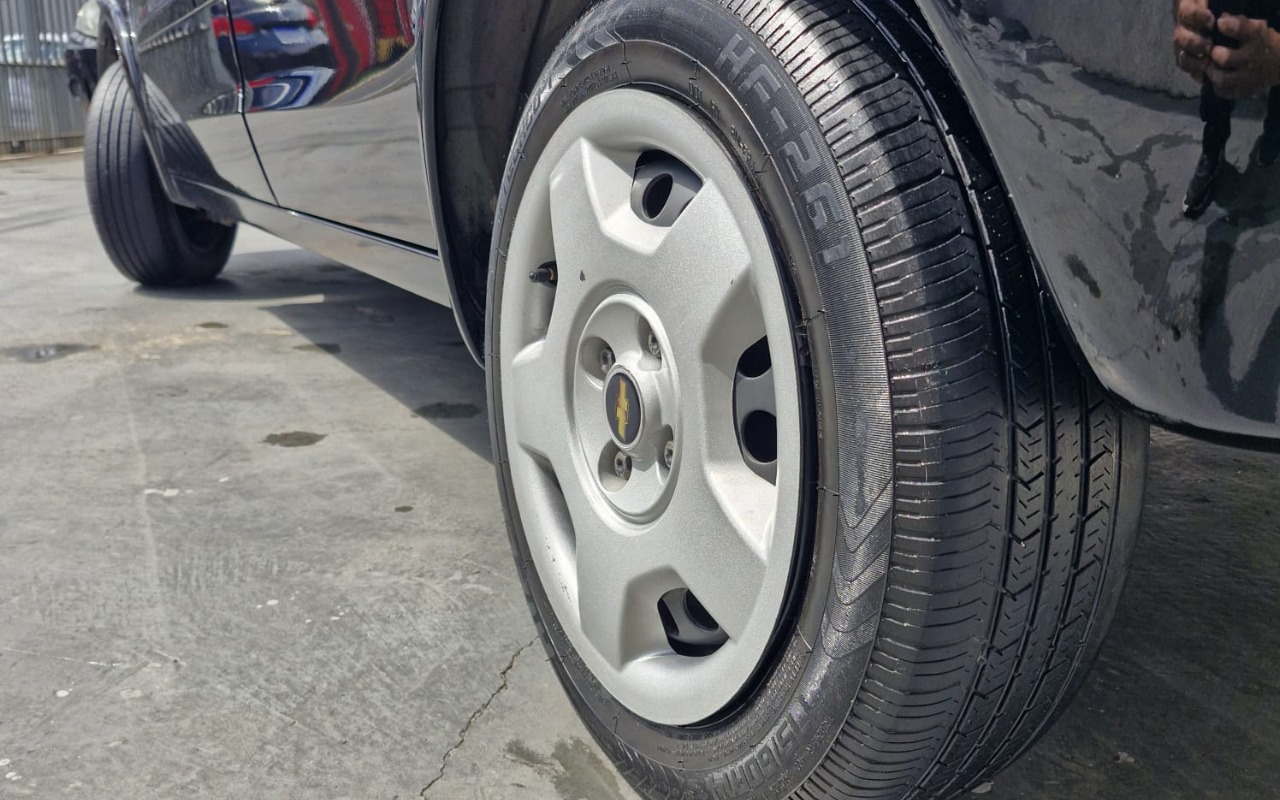 imagem-https://www.socarrao.com.br/sc-vehicle-images-prod/3509251/1787960802020-MTQuanBlZw.jpeg