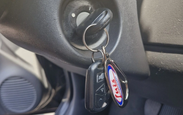 imagem-https://www.socarrao.com.br/sc-vehicle-images-prod/3509251/1787960802265-MTcuanBlZw.jpeg
