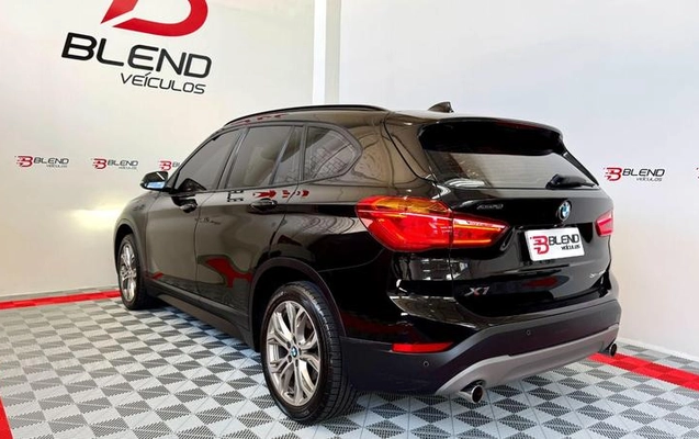 imagem-https://www.socarrao.com.br/sc-vehicle-images-prod/3512/1784294497879-7407333_4_B_0d282760ed.jpeg