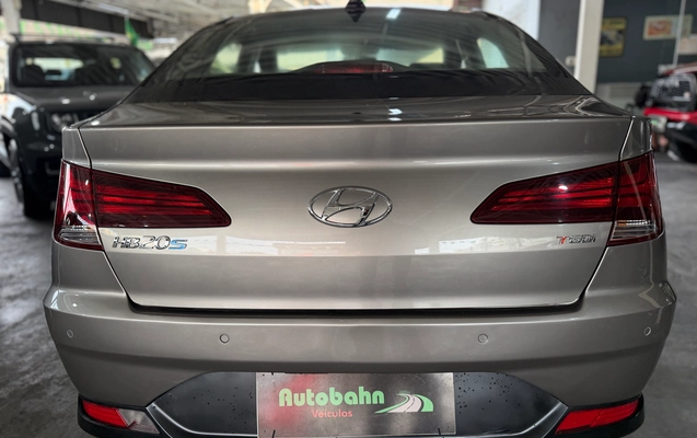 imagem-https://www.socarrao.com.br/sc-vehicle-images-prod/3512481/1787970244824-f4266769-77c2-446c-81e8-81499f7888f9.jpg