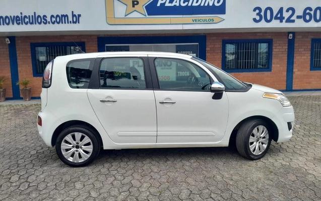 imagem-https://www.socarrao.com.br/sc-vehicle-images-prod/35196/1789668207150-7603841_0_B_bd4c319a16.jpeg