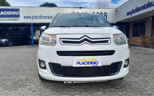 imagem-https://www.socarrao.com.br/sc-vehicle-images-prod/35196/1789668207170-7603841_14_B_de3155780c.jpeg