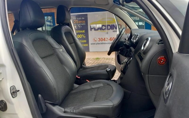 imagem-https://www.socarrao.com.br/sc-vehicle-images-prod/35196/1789668207173-7603841_13_B_3df45824ae.jpeg