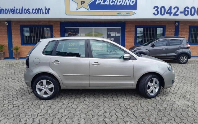 imagem-https://www.socarrao.com.br/sc-vehicle-images-prod/35205/1789668307840-7314111_1_B_b5c3cd1a50.jpeg