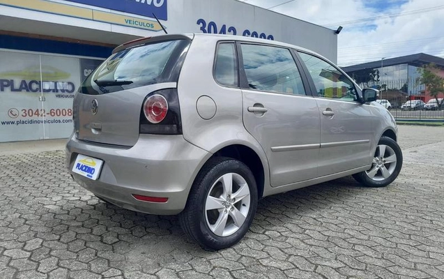 imagem-https://www.socarrao.com.br/sc-vehicle-images-prod/35205/1789668307851-7314111_7_B_faa5a0271f.jpeg
