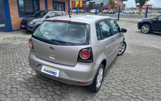 imagem-https://www.socarrao.com.br/sc-vehicle-images-prod/35205/1789668307853-7314111_8_B_df02ebc5e1.jpeg