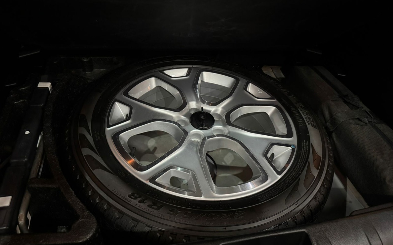 imagem-https://www.socarrao.com.br/sc-vehicle-images-prod/3521081/1788004626185-SmVlcCBSZW5lZ2FkZSBMaW1pdGVkIDEuOCBBdXRvbcOhdGljbyAyMDE3IFN0ZWluYmFjaCBNdWx0aW1hcmNhcyBlbSBTYW50byBBbWFybyBkYSBJbXBlcmF0cml6IFNDIDcuanBlZw.jpeg