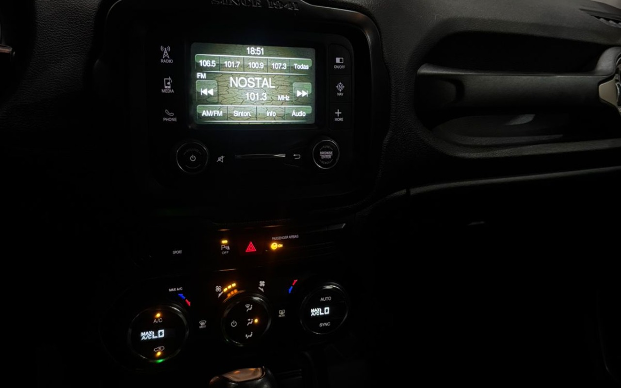imagem-https://www.socarrao.com.br/sc-vehicle-images-prod/3521081/1788004626656-SmVlcCBSZW5lZ2FkZSBMaW1pdGVkIDEuOCBBdXRvbcOhdGljbyAyMDE3IFN0ZWluYmFjaCBNdWx0aW1hcmNhcyBlbSBTYW50byBBbWFybyBkYSBJbXBlcmF0cml6IFNDIDE0LmpwZWc.jpeg