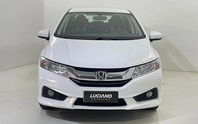 imagem-https://www.socarrao.com.br/sc-vehicle-images-prod/3521085/1789559402243-8421678_9_B_438a3fb2f3.jpeg