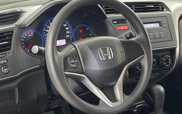 imagem-https://www.socarrao.com.br/sc-vehicle-images-prod/3521085/1789559402247-8421678_2_B_338955d654.jpeg